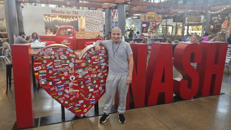 Hispano que emigró solo a EE.UU. pierde batalla contra el cáncer sin poder ver de nuevo a su...