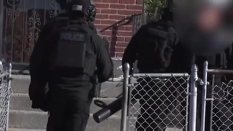 Caen más de 30 supuestos miembros de pandillas en megaoperativo, tres de ellos de la MS-13....